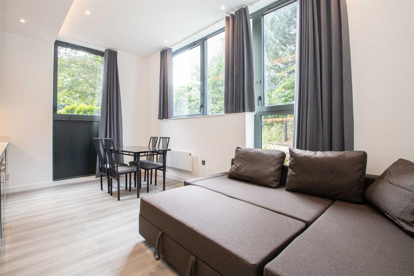 2 Foxhunter Drive, Linford Wood, Milton Keynes